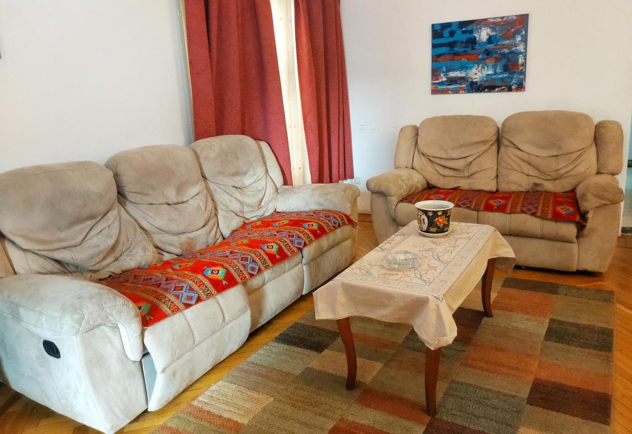 Jessy Lovely Apartment In Heliopolis Kairo Exterior foto